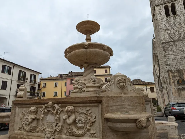 Fontana Pia