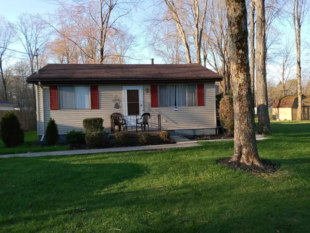 PA Pymatuning Lake Cottage