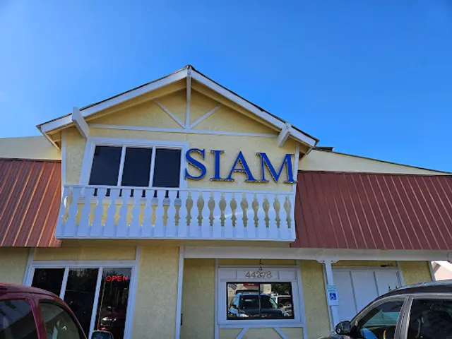 Siam Noodles and Food