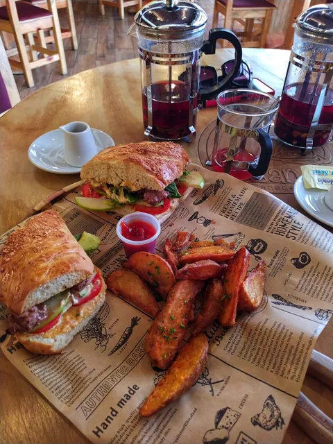 Panadería y Coffee Shop San Carlos