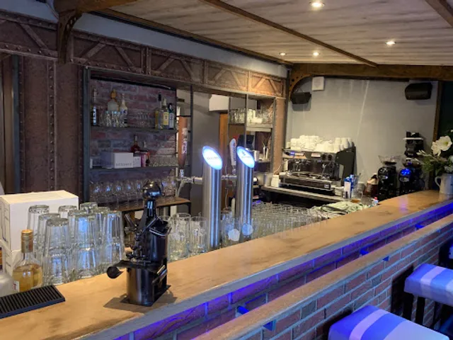 Restaurant • Café • Bar "Die Fabrik"