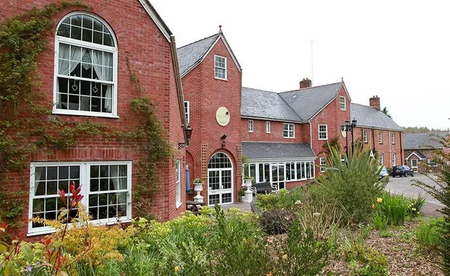 The Fox and Hounds Country Hotel