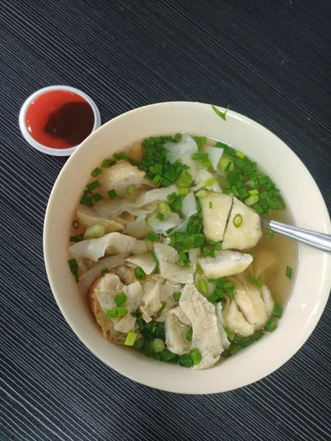 Chef Pong Dumpling, Halal