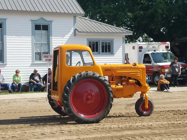 Lake Region Threshers Reunion