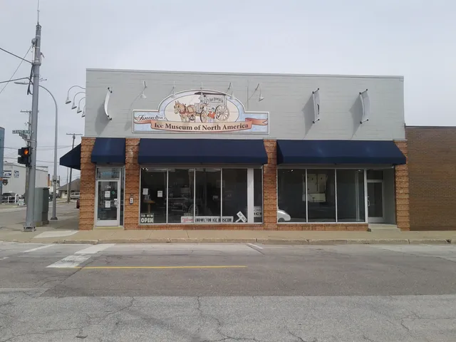 Knowlton's Ice Museum of North America