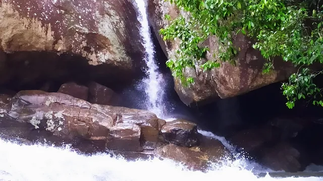 Cachoeira Piapitangui