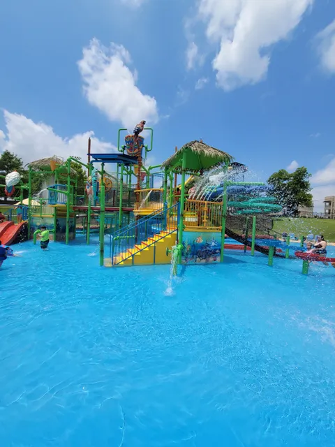 Hawaiian Waters Garland