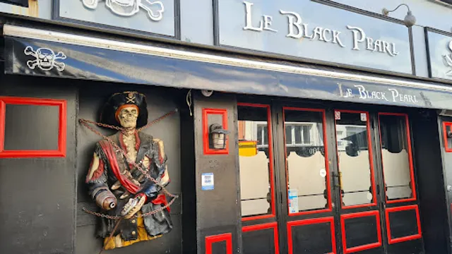 Le Black Pearl