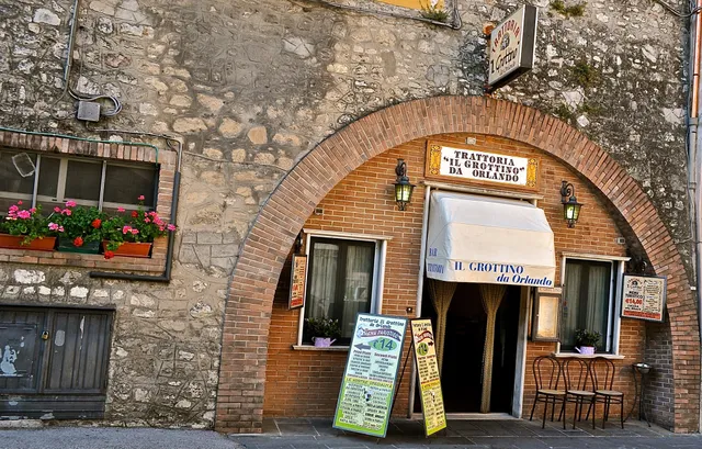 Trattoria "Il Grottino da Orlando"