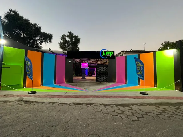 Jump Trampolim Park
