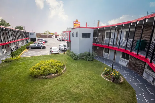 Saratoga Motel