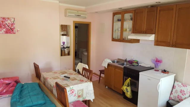 Kaja House Apartments