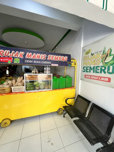 Rujak manis semeru