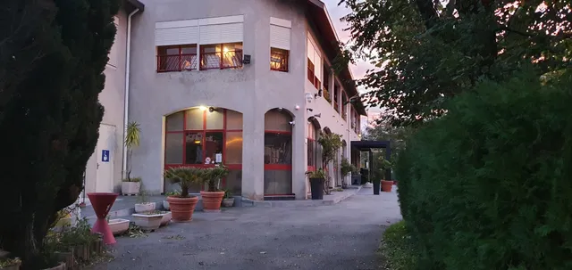 Camping Les Trois Pucelles