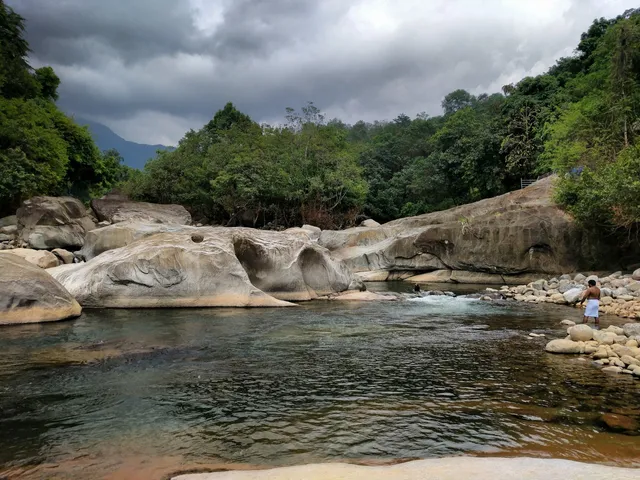 Arippara Waterfalls