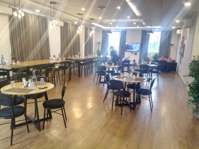 Super Townhouse 014 MG Road,Bangalore