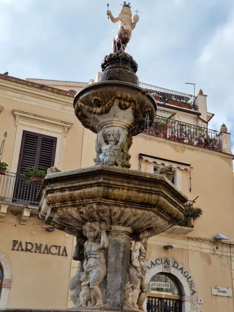 Four Fountain