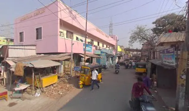 ஸ்ரீ மீனாட்சி பவன்