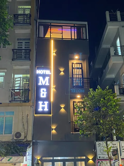 Hotel M&H cinema