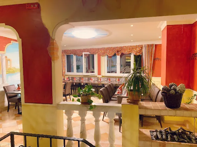 La Grotta Restaurant