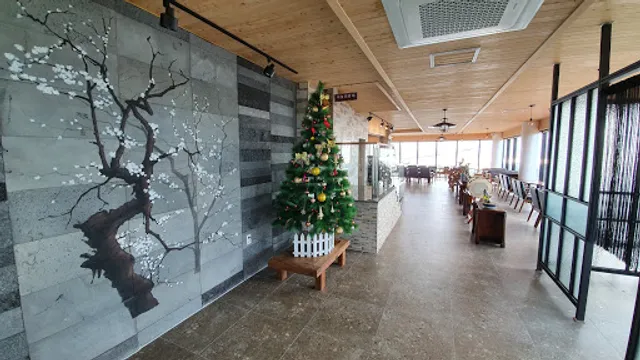 Cafe Cloud Hill (Gurumgogae)