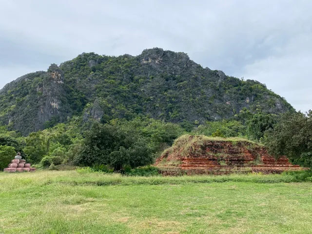 Khok Setthi Historical Site