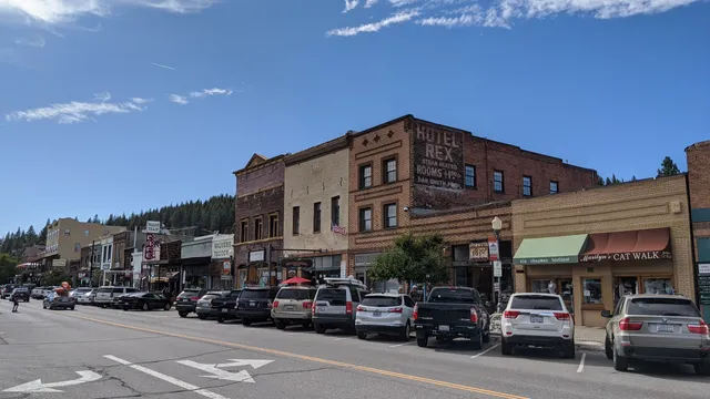 Historic Downtown Truckee & Visitor Center