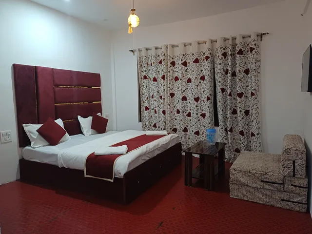 Lee Orange BY Grand One Pahalgam