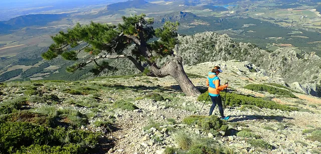 La Sagra Turismo (Guías de Montaña, Ocio y Aventura)