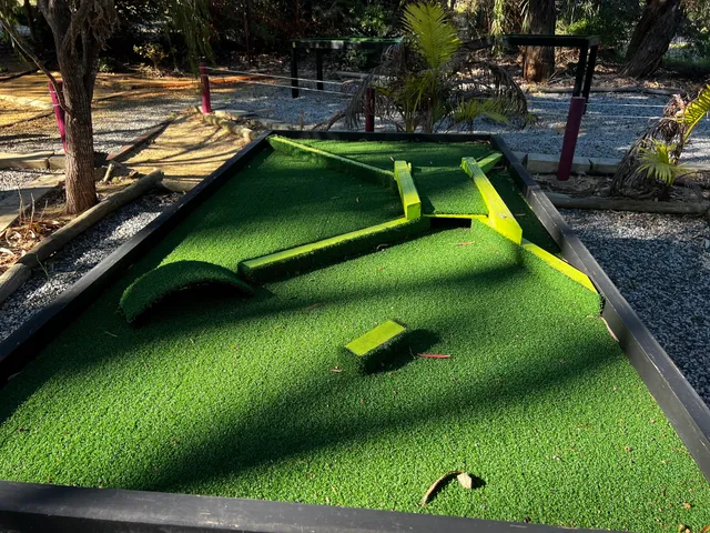 Caladenia Mini Golf Park
