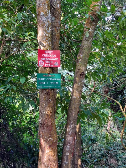 Bukit Cherakah Trailhead
