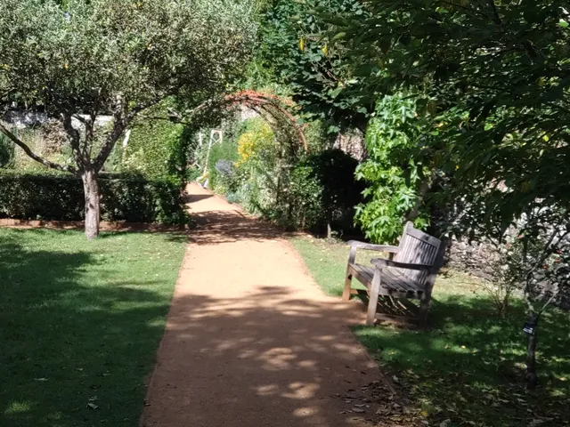 Petersfield Physic Garden