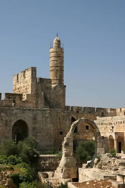 Magra El Oyoun aqueduct (Fum al Khalig)