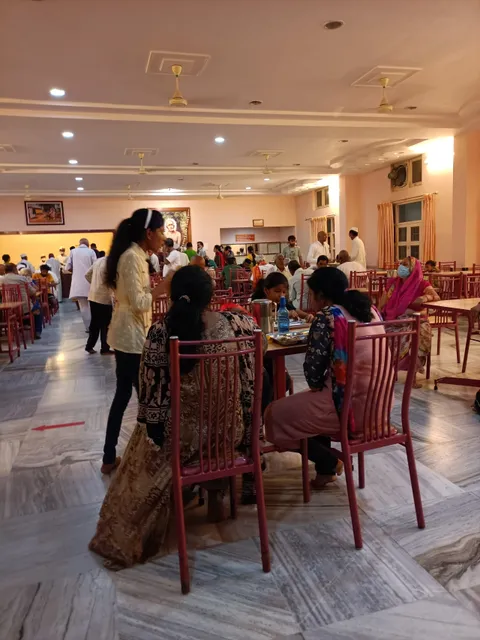 प्रसादालय गजानन महाराज भक्त निवास