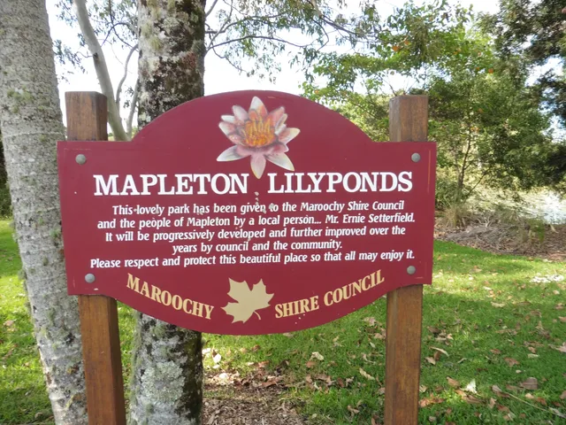 Mapleton Lilyponds