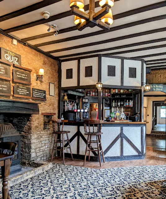 Hunters Hall Inn Kingscote