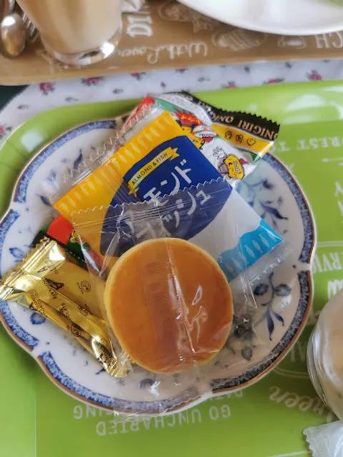 カフェ グランジュテ