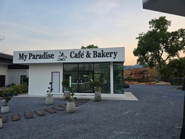 My Paradise Café & Bakery