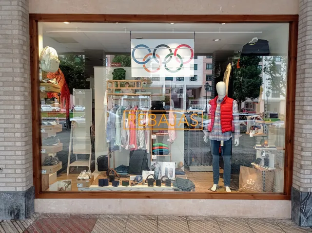 Paseo de la Florida. Moda & Complementos