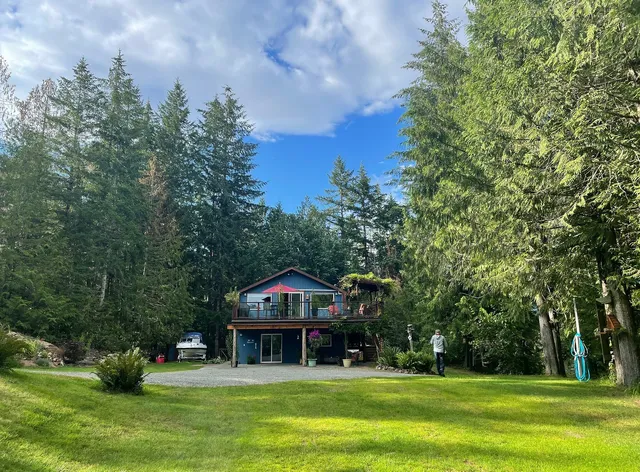 Beaver Hut Bed And Breakfast