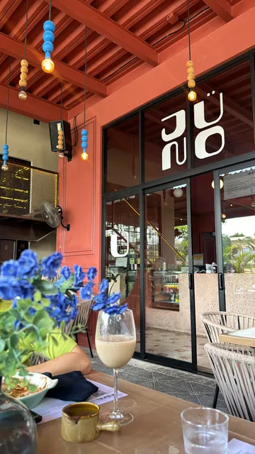 Tropicalley Corredor Urbano