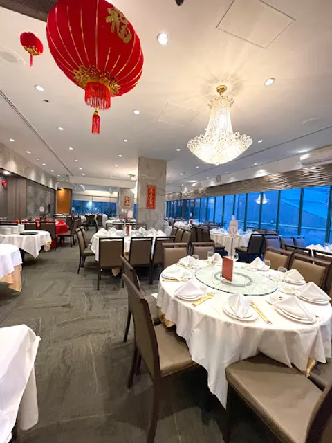 Dynasty Seafood Restaurant