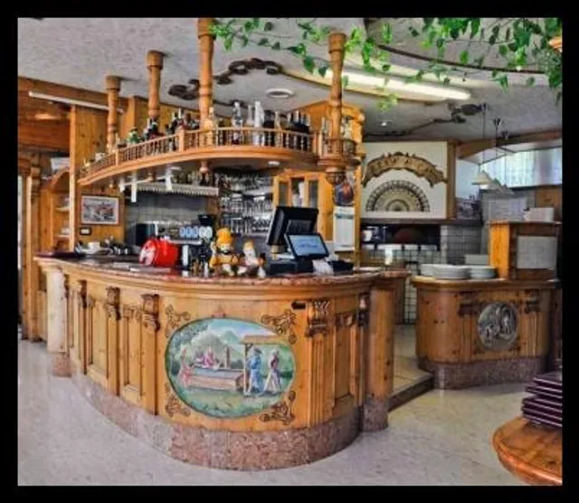 Ristorante Pizzeria Ristorante Indiano Ai Canopi