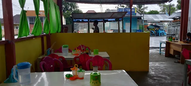 Rm Mira Makanan Khas Manado