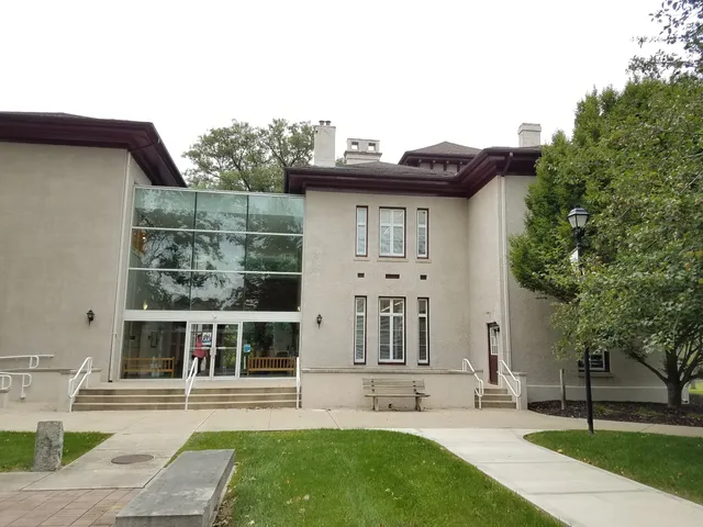 Johnny Appleseed Museum