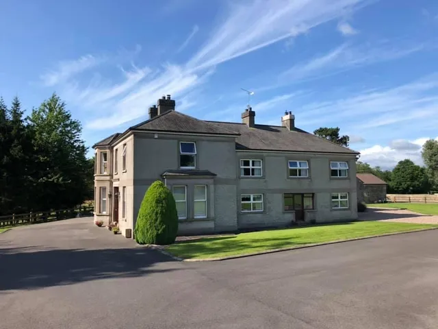 Derryvree House & Cottage