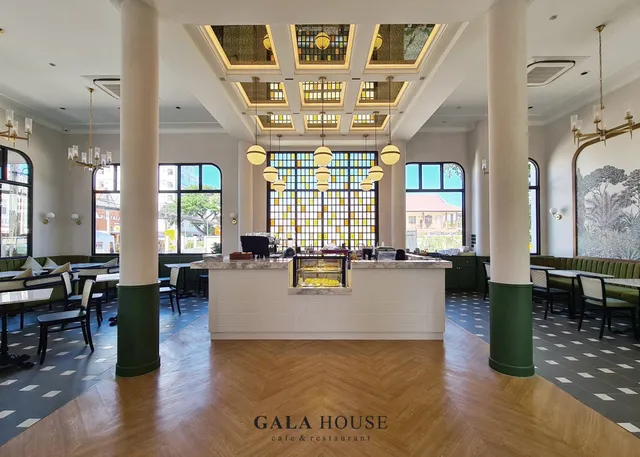 Gala House กาล่าเฮ้าส์ บางแสน