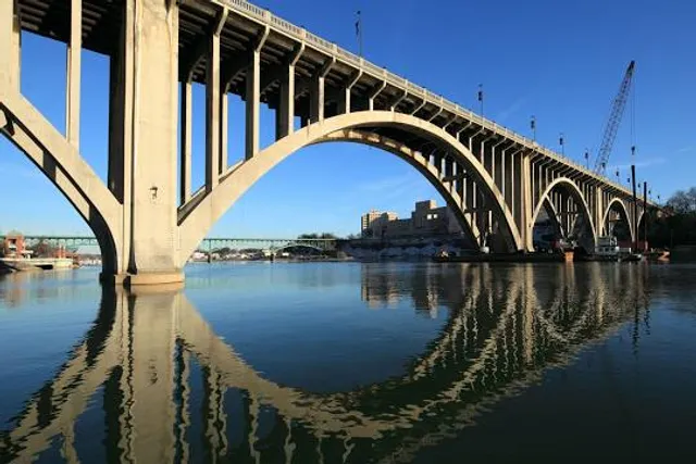 Henley Street Bridge