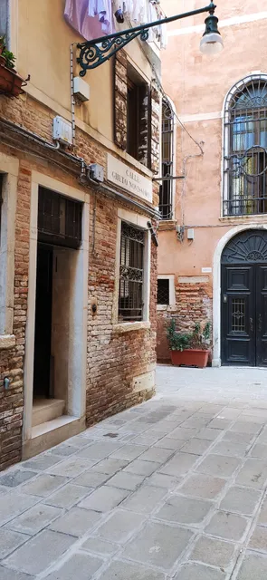 Book on www.5scheidemona .com Concierge Services in Venice + Holiday Apartment with Gym by TAAC di Alessandro Contarin