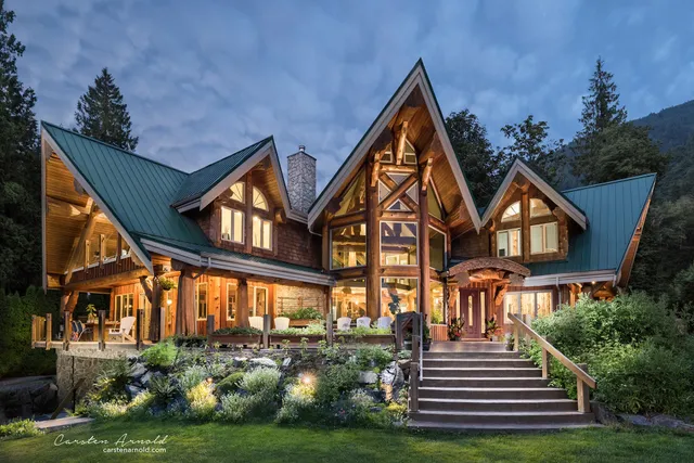 The Rockwell Harrison Guest Lodge B&B